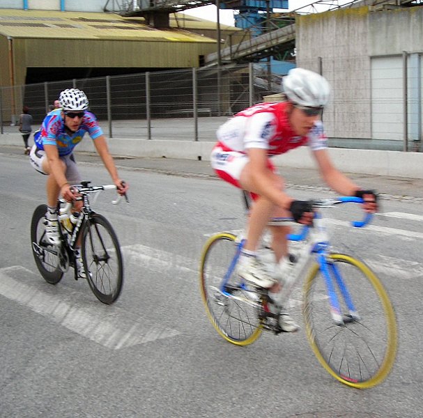 2011-08-05 34 GP Lorient Elite Derriere c est cuit.JPG